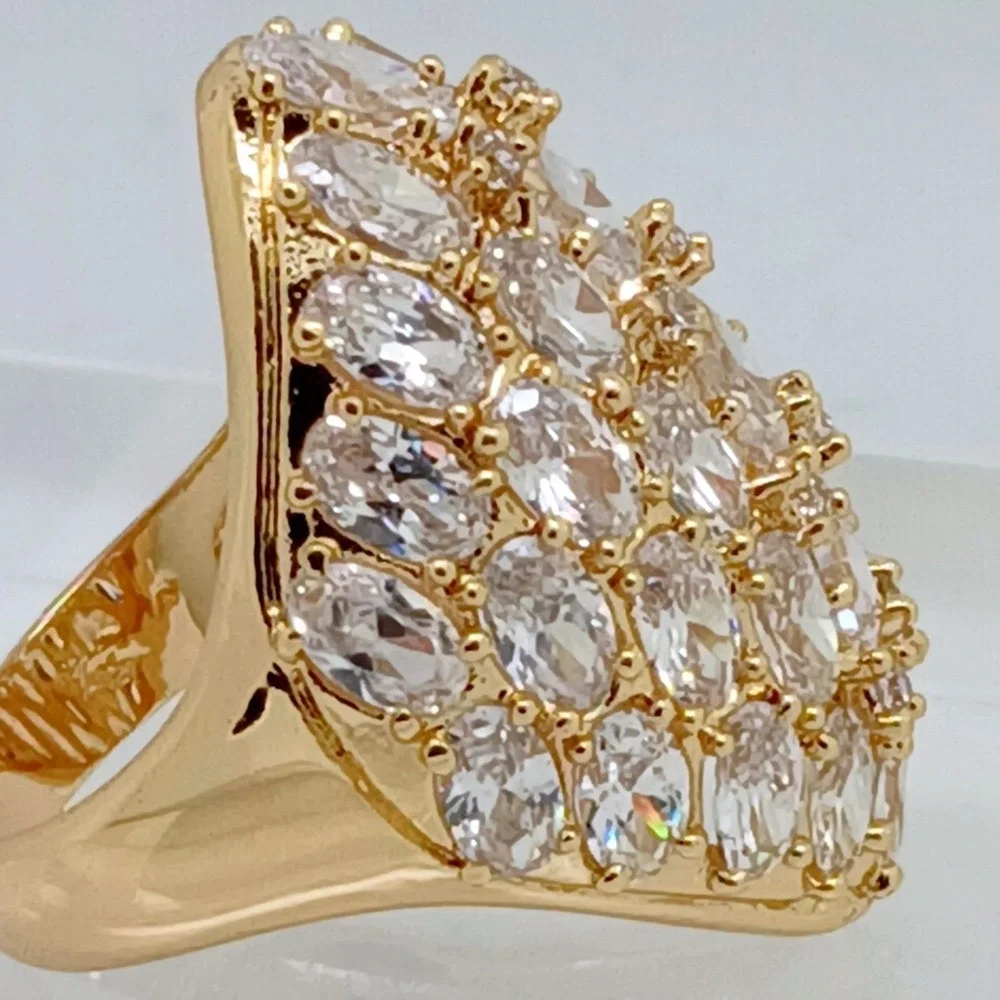 Vintage Huge 90s Oval Cluster Sim Diamond CZ Statement Dome Cocktail Ring Size 9
